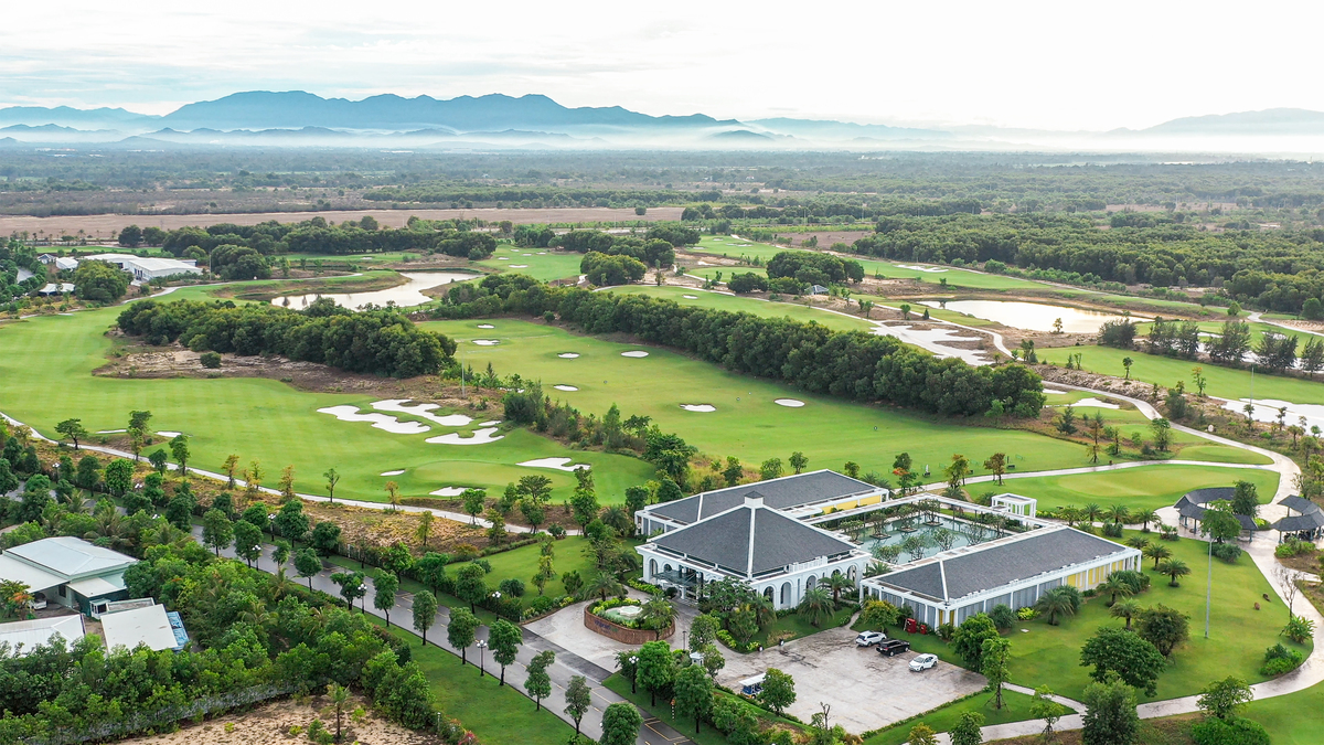 Vinpearl-Golf-Nam-Hoi-An-2-1606959465